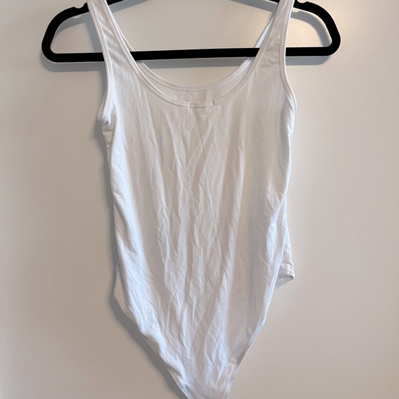 White bodysuit 🤍 - Picture 2 of 2